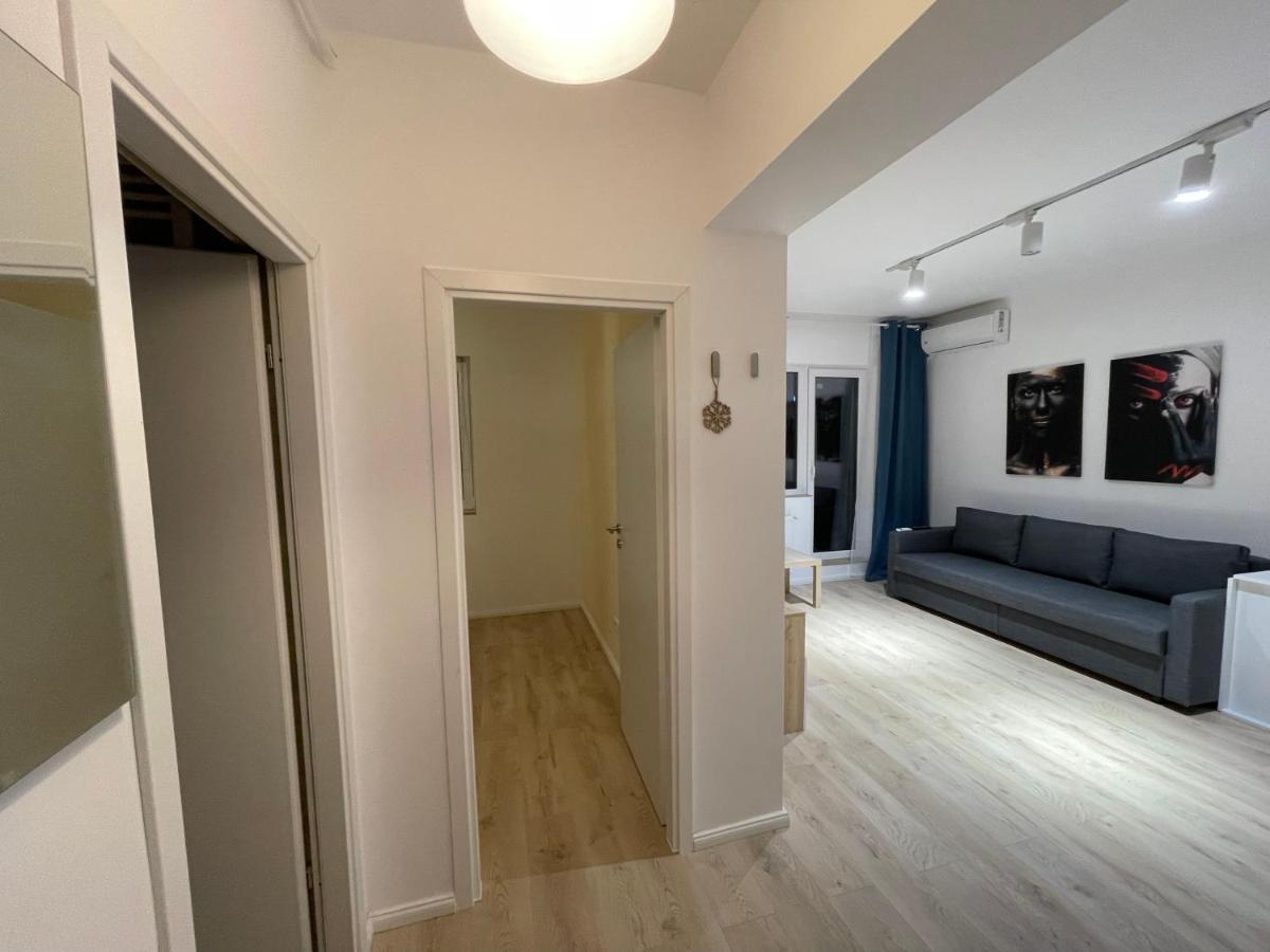 Aquamarine Luxury Apartment Palace Bucharest Exterior photo