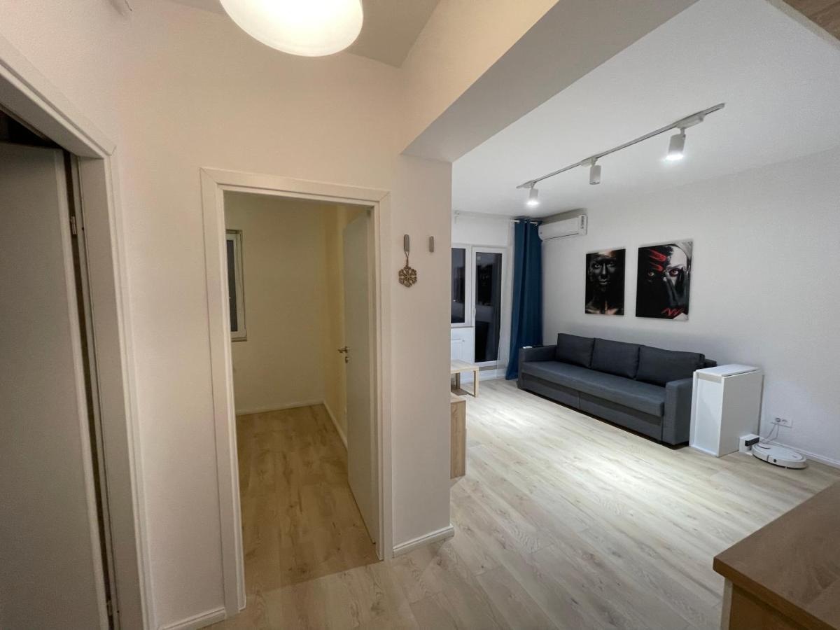 Aquamarine Luxury Apartment Palace Bucharest Exterior photo